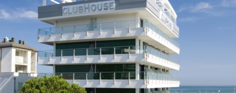CLUB HOUSE