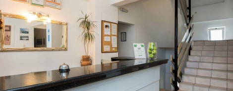 DIAMOND APARTMENTS &amp; SUITES