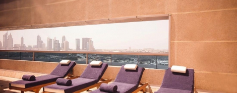 MOVENPICK HOTEL &amp; APARTMENTS BUR DUBAI