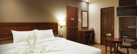 THE MANGROVE HOTEL