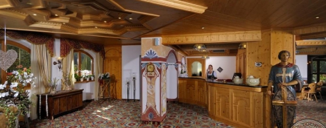 LA PERLA (CANAZEI)